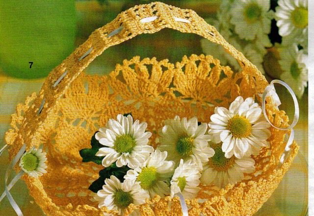 simple wedding favor basket starched crochet (1)