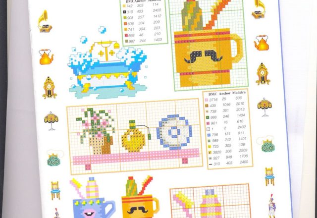 small bathroom accessories cross stitch (5)