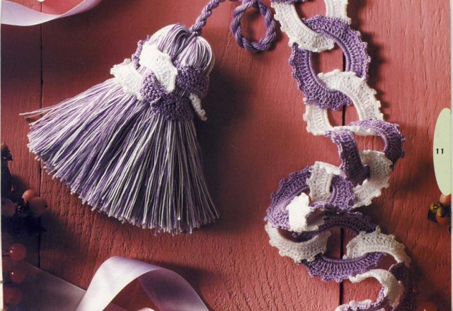 tent stops with classic tassel (1)